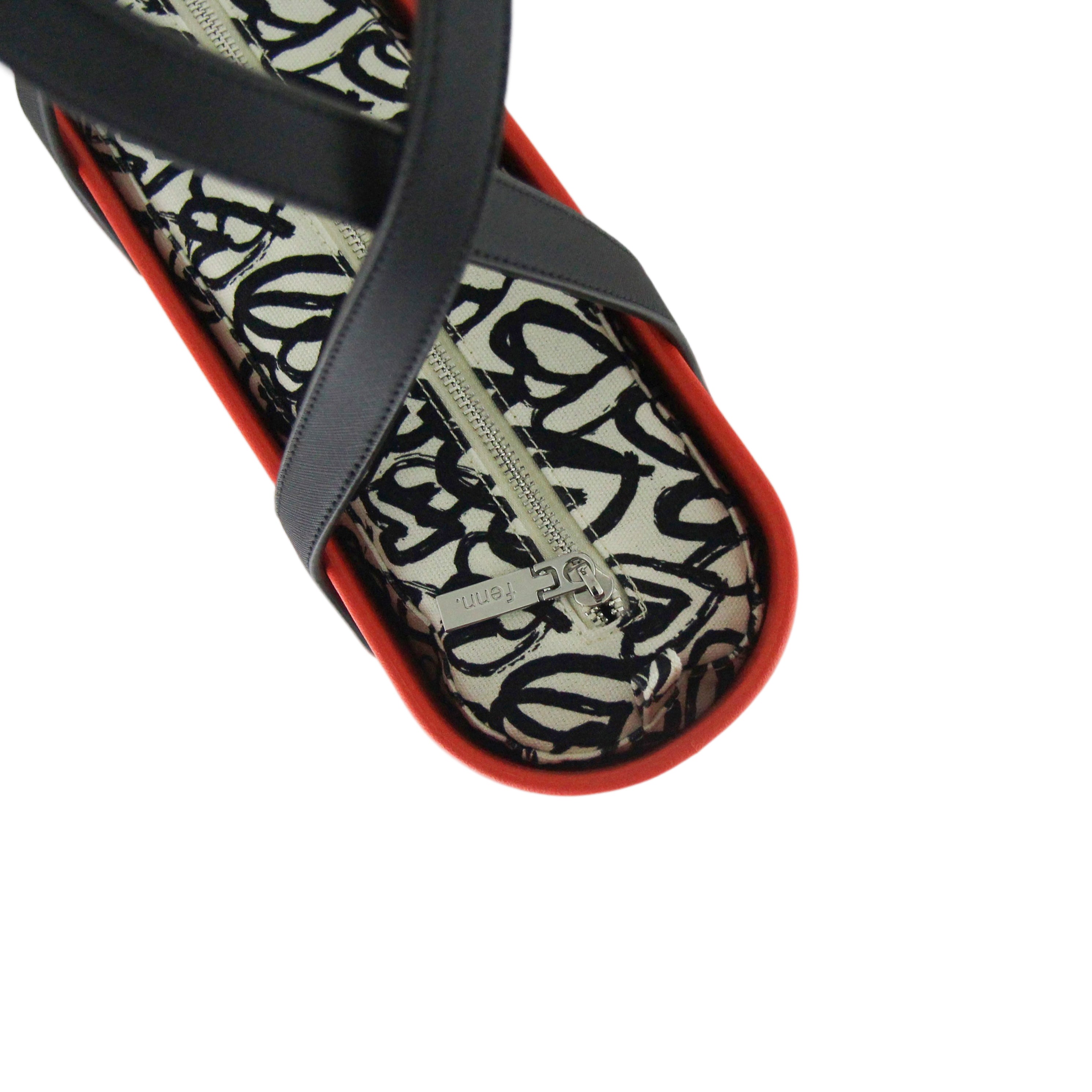 Petite TANGERINE with black & white heart canvas inner and black handles