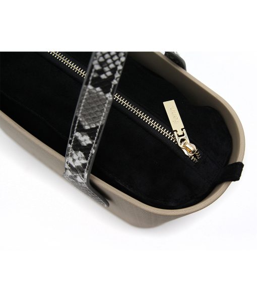 Petite STONE with black inner and snakeskin handles